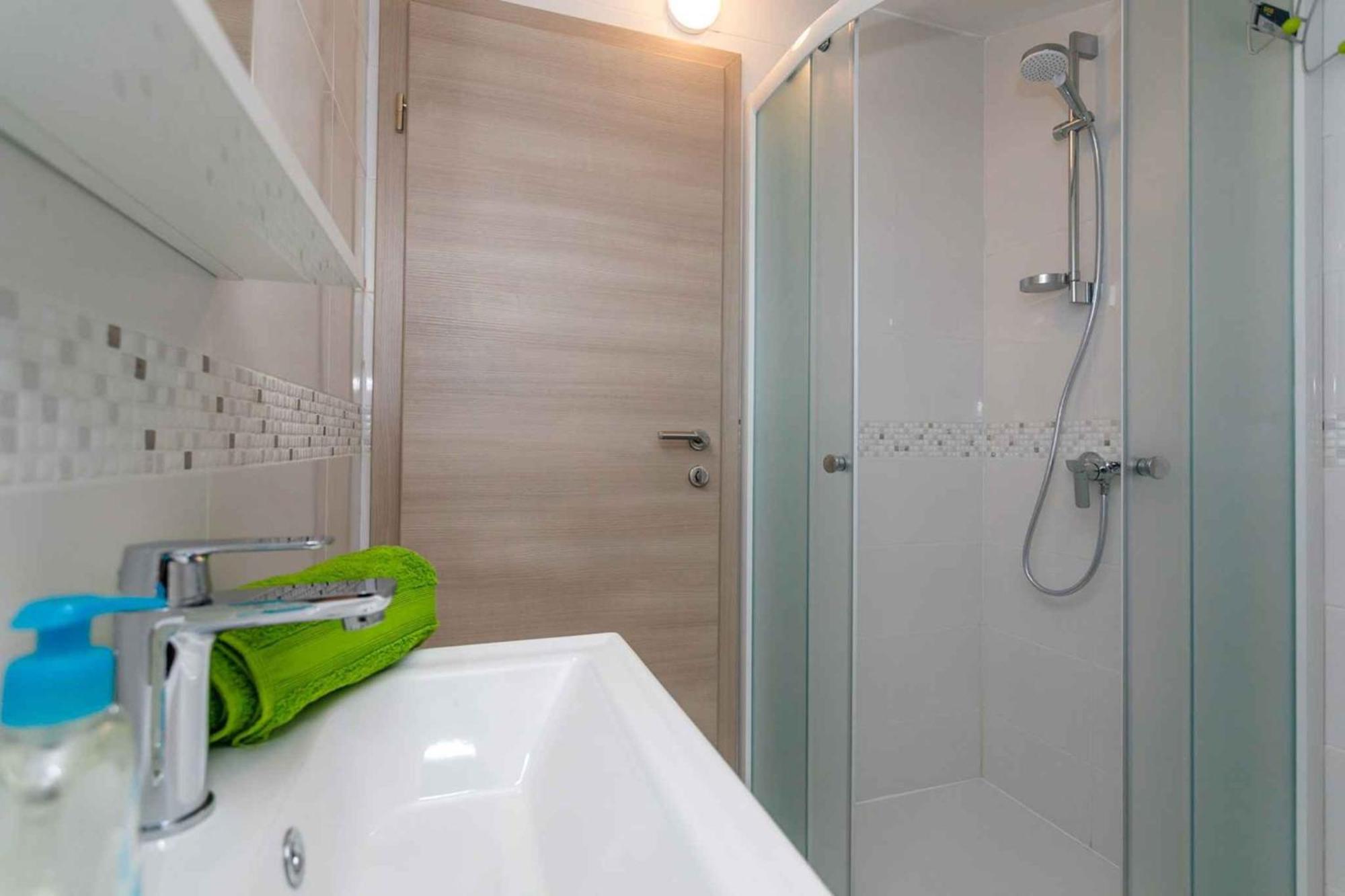 Apartment In Malinska/Insel Krk 38057 المظهر الخارجي الصورة